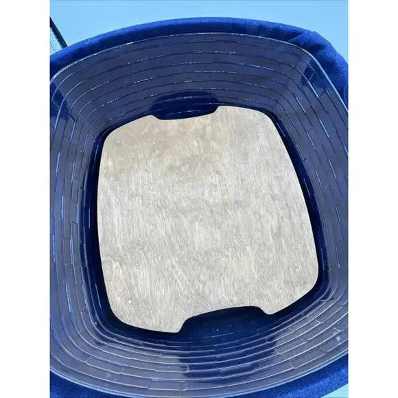 Longaberger 2003 Hostess Two Pie Basket, Wood Riser & Blue Fabric Liner12x12x8